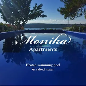 Appartement Monika & Breakfast Baskets 236, Punat